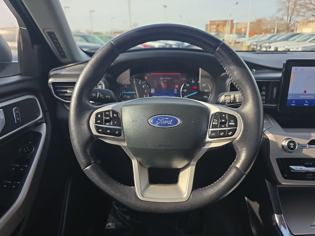 Certified 2023 Ford Explorer XLT w/ Equipment Group 202A image 25
