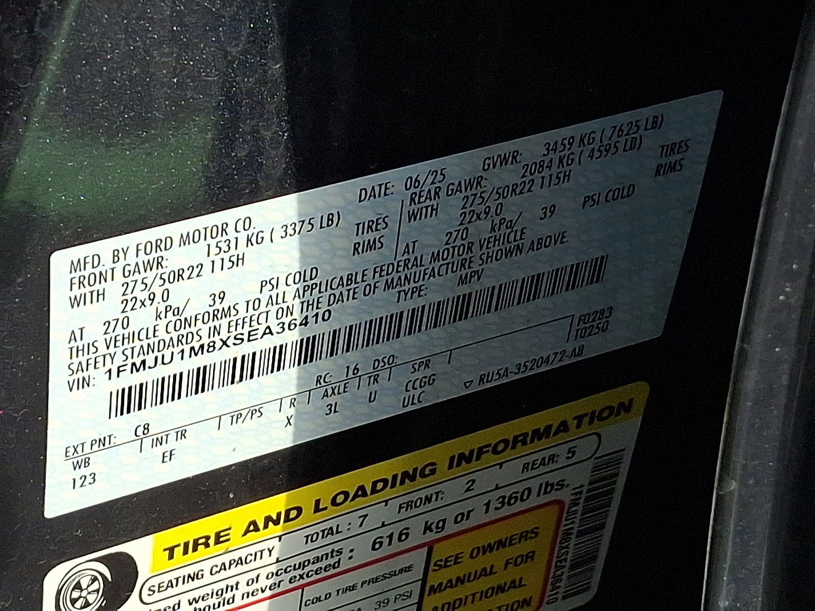 Certified 2025 Ford Expedition Platinum w/ Driver's Package AWD/4WD image 29