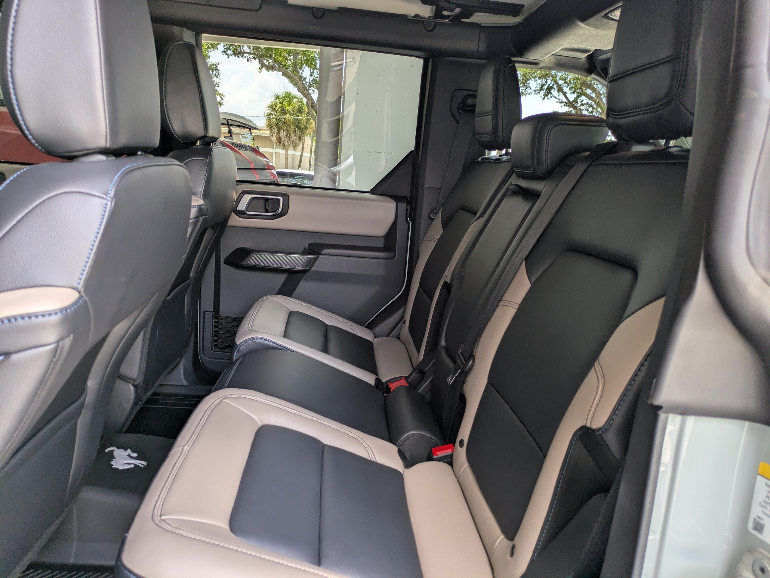 Certified 2024 Ford Bronco Wildtrak AWD/4WD image 14