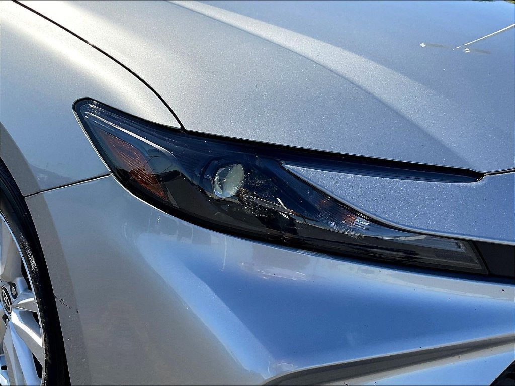 Used 2025 Toyota Camry LE FWD image 36