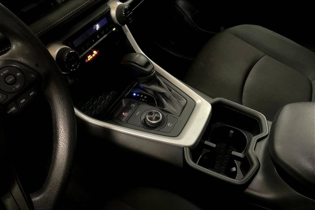 Used 2024 Toyota RAV4 XLE image 16