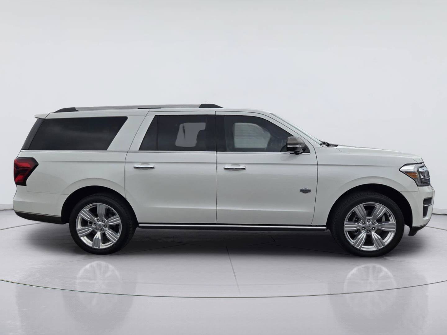 Certified 2024 Ford Expedition Max King Ranch AWD/4WD image 4