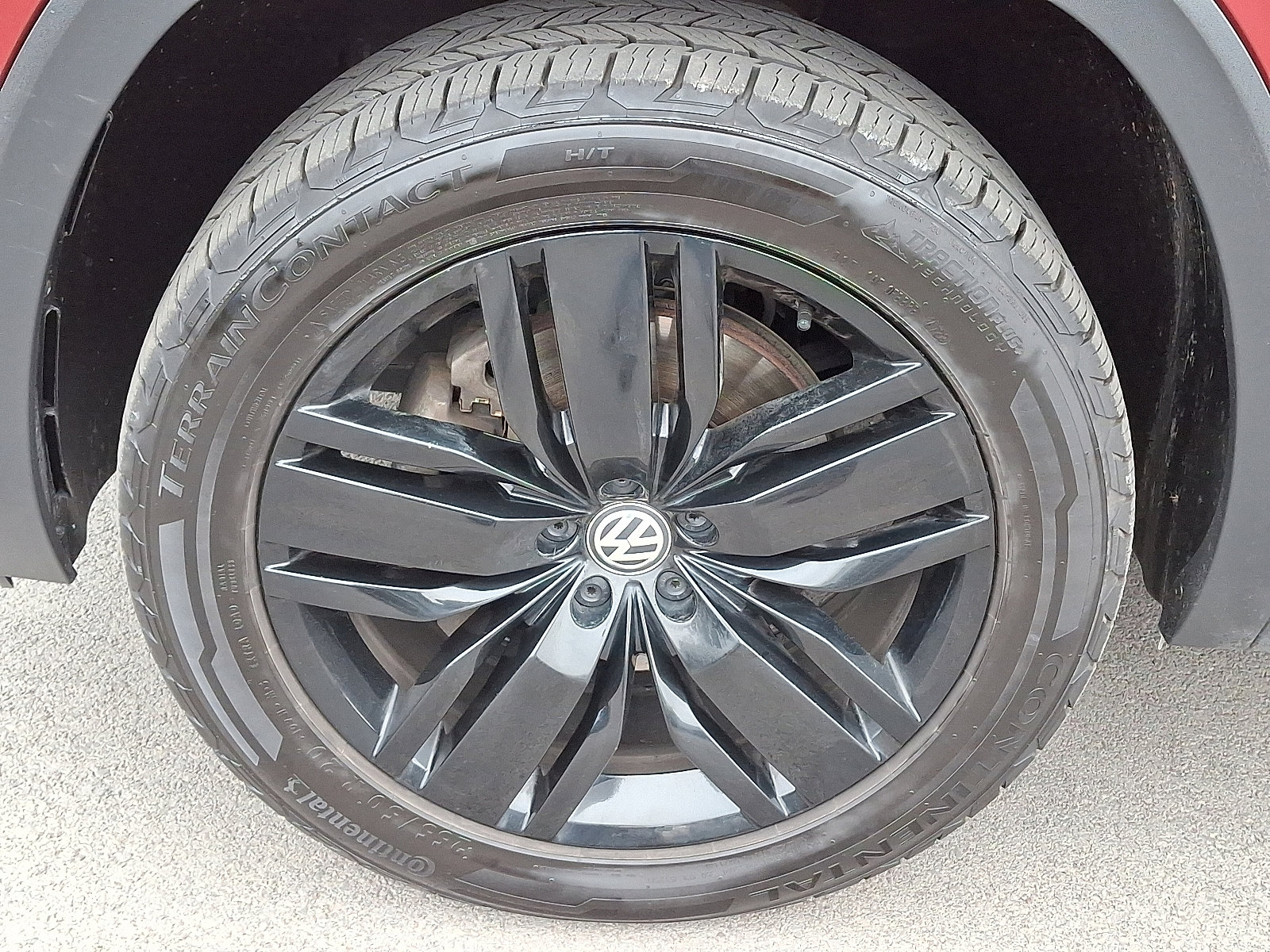 Used 2018 Volkswagen Atlas SEL Premium image 28