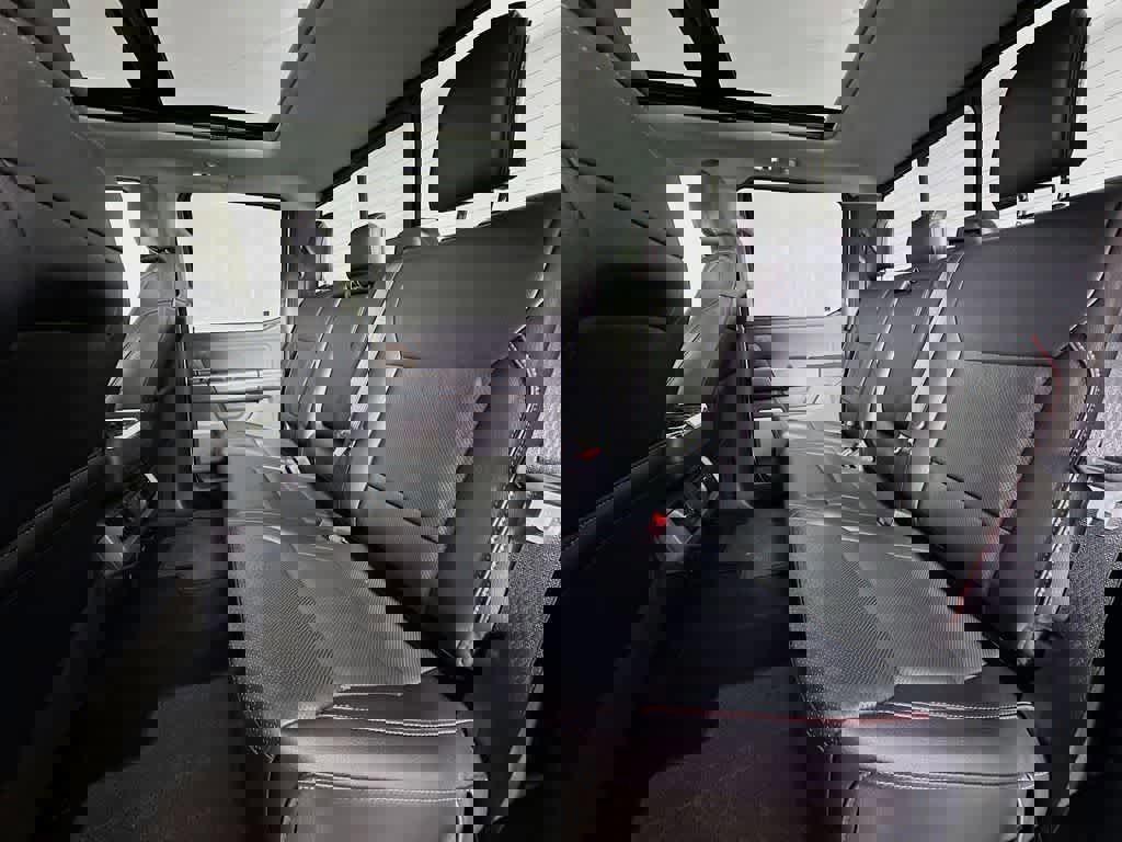 Certified 2021 Ford F150 Lariat w/ Equipment Group 502A High image 17