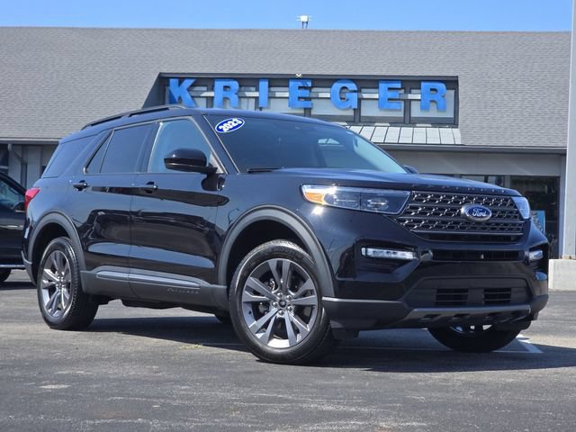 Certified 2023 Ford Explorer XLT w/ Equipment Group 202A AWD/4WD image 2