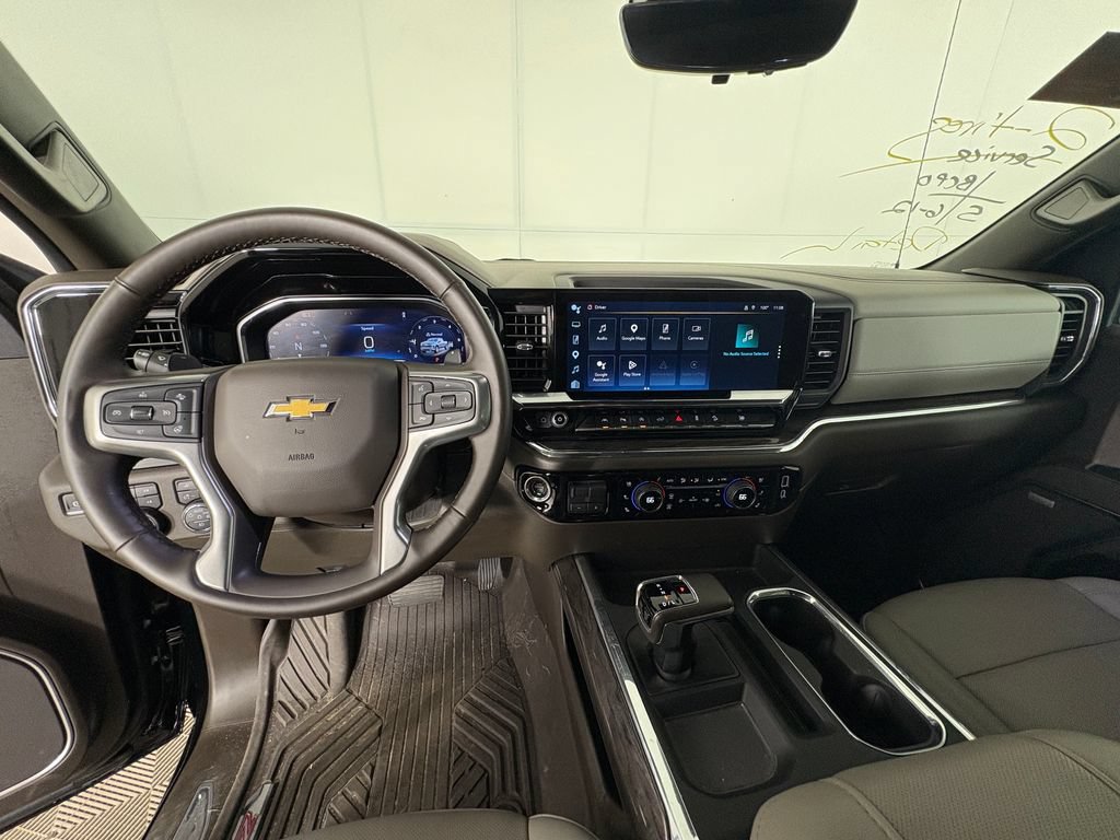 Used 2025 Chevrolet Silverado 1500 LTZ w/ LTZ Premium Package AWD/4WD image 7