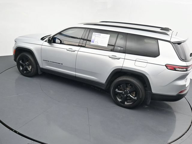 Used 2023 Jeep Grand Cherokee L Altitude AWD/4WD image 27