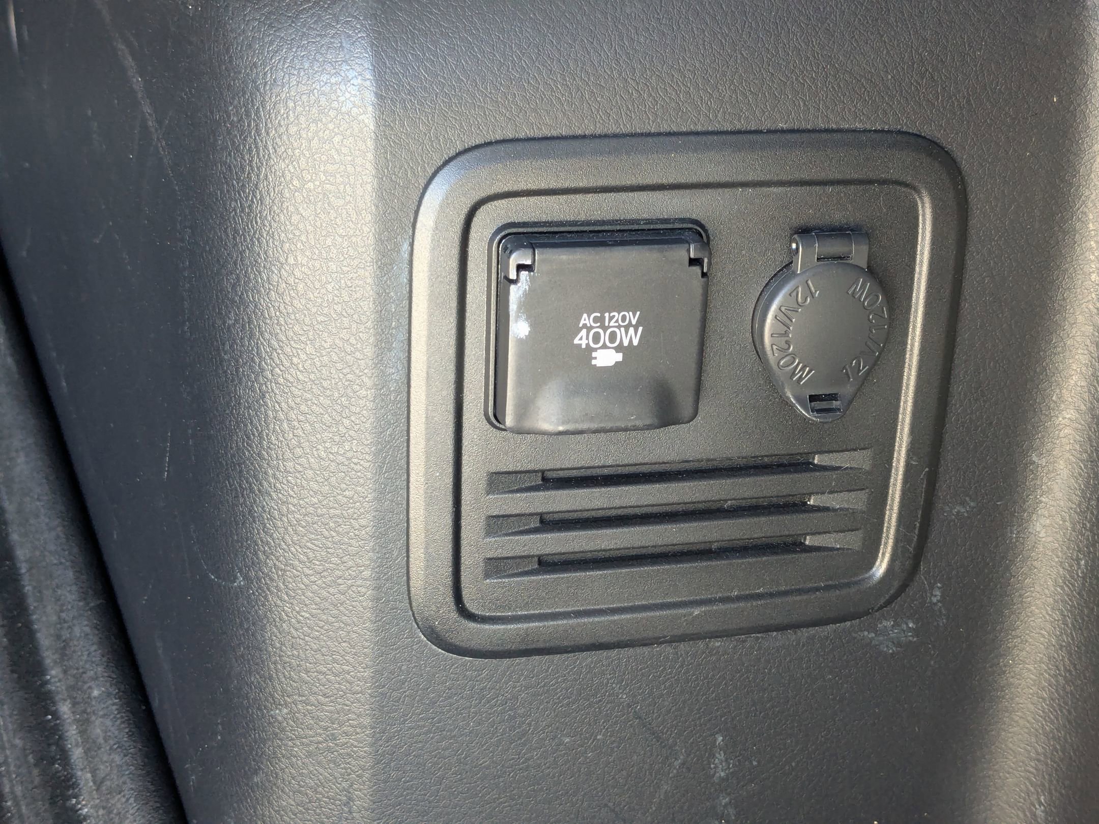 Used 2021 Toyota 4Runner Venture w/ Moonroof Package image 35