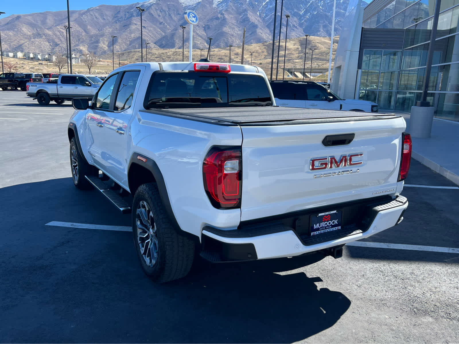 Used 2023 GMC Canyon Denali image 4