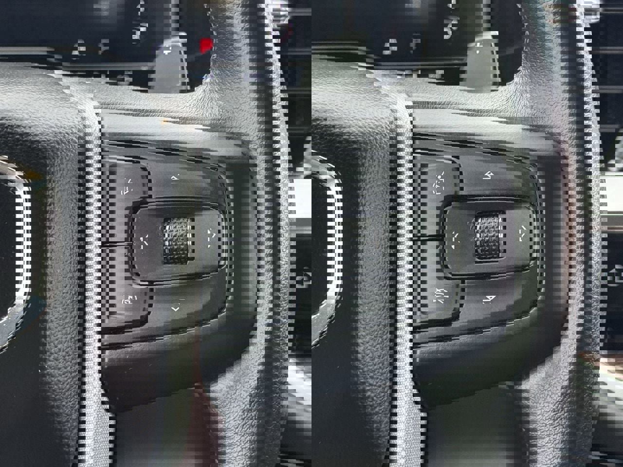 Used 2022 GMC Sierra 1500 Elevation w/ Preferred Package image 15