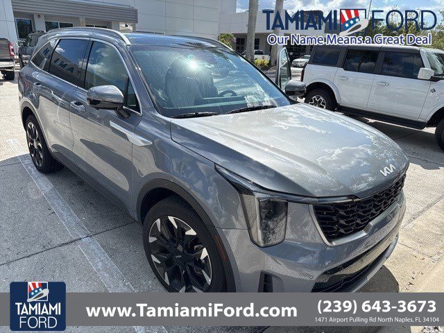 Used 2025 Kia Sorento SX image 8