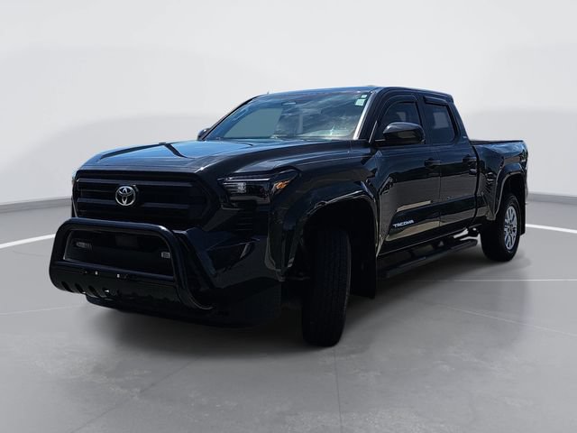 Used 2024 Toyota Tacoma SR5 AWD/4WD image 7