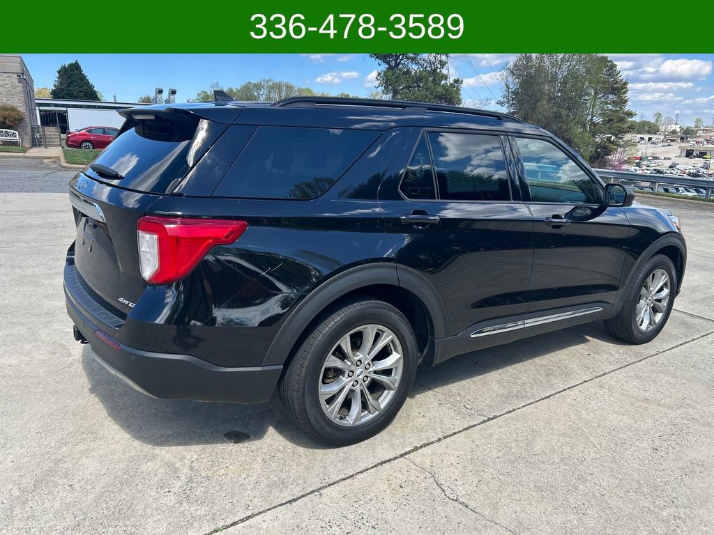 Certified 2022 Ford Explorer XLT w/ Equipment Group 202A image 5