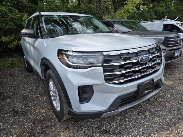 Certified 2025 Ford Explorer Active AWD/4WD image 1