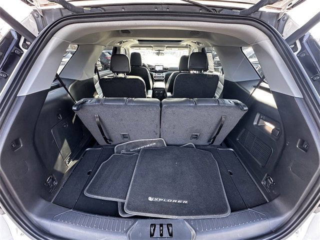 Certified 2022 Ford Explorer XLT w/ Equipment Group 202A image 44