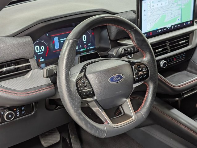 Certified 2025 Ford Explorer ST-Line AWD/4WD image 9