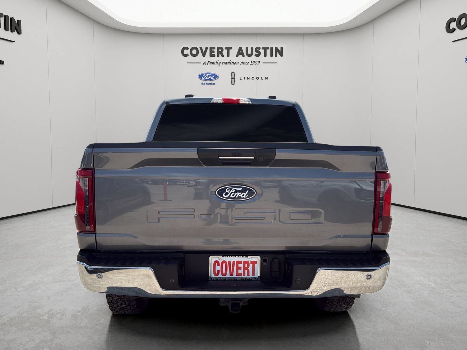 Certified 2024 Ford F150 XLT w/ Mobile Office Package AWD/4WD image 4