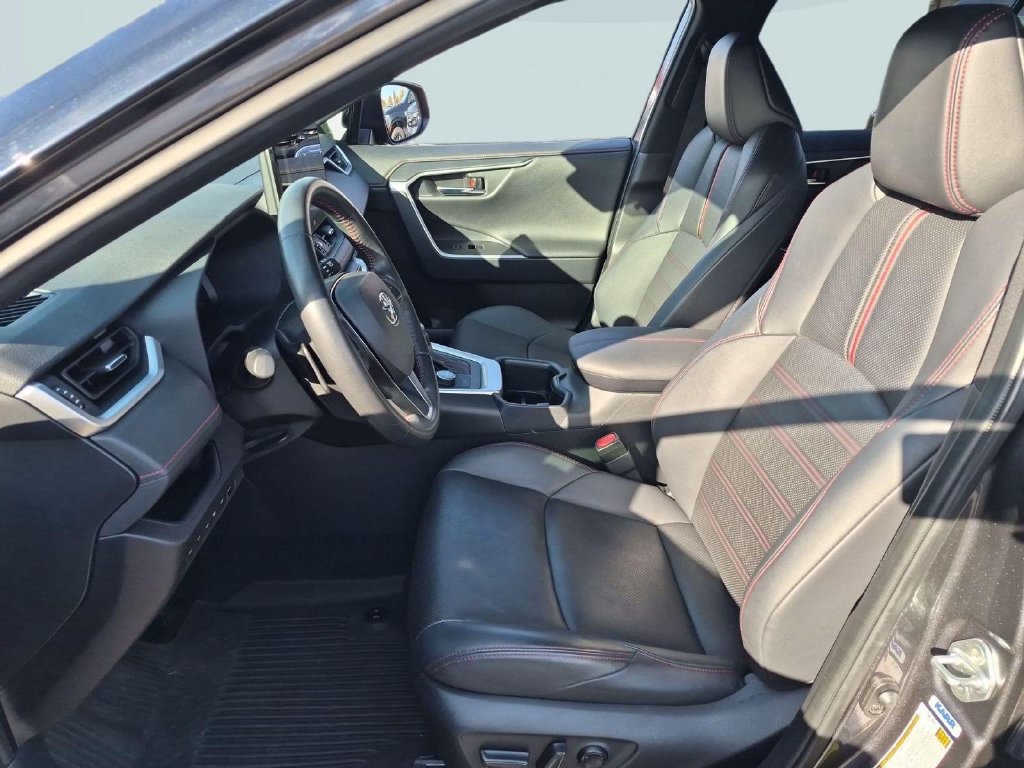 Used 2024 Toyota RAV4 XSE w/ Premium Package AWD/4WD image 20