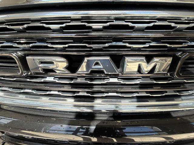 Used 2022 RAM 1500 Limited w/ Body-Colour Bumper Group AWD/4WD image 29