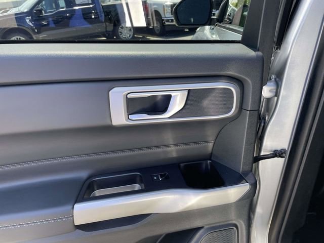 Certified 2023 Ford Explorer XLT w/ Equipment Group 202A AWD/4WD image 23