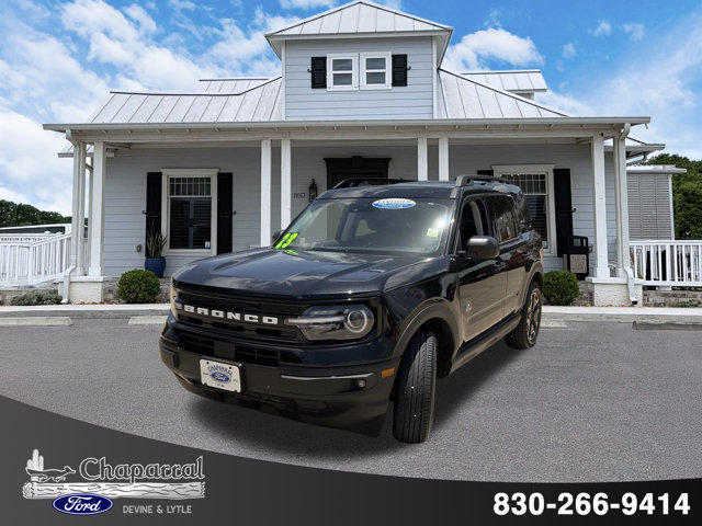 Certified 2023 Ford Bronco Sport Outer Banks w/ Tech Package AWD/4WD image 2