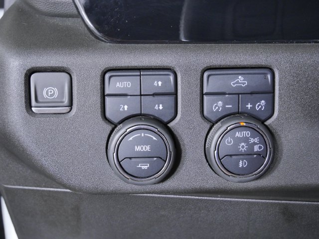 Used 2024 Chevrolet Silverado 1500 RST AWD/4WD image 30