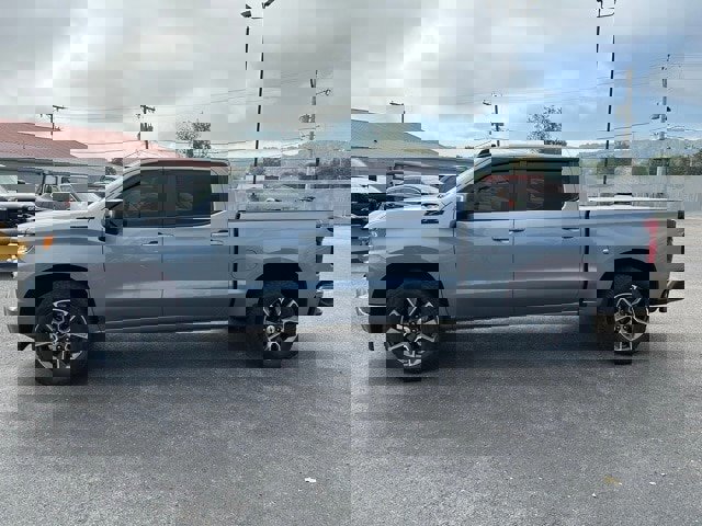 Used 2024 Chevrolet Silverado 1500 RST w/ Z71 Off-Road Package image 6