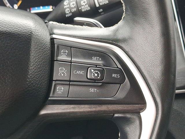 Used 2022 Jeep Grand Cherokee L Limited AWD/4WD image 18