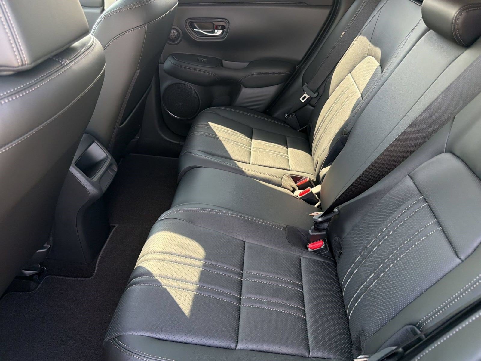 Used 2026 Honda HR-V EX-L image 25