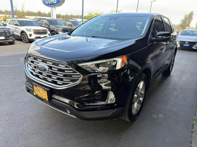 Certified 2024 Ford Edge Titanium w/ Cold Weather Package AWD/4WD image 3