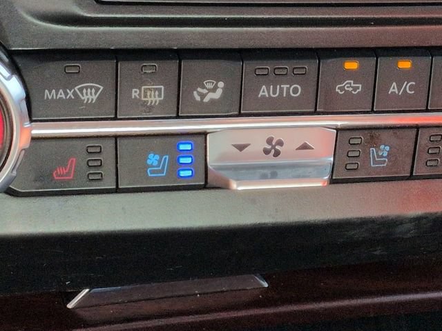 Certified 2022 Ford F350 King Ranch w/ King Ranch Ultimate Package AWD/4WD image 23