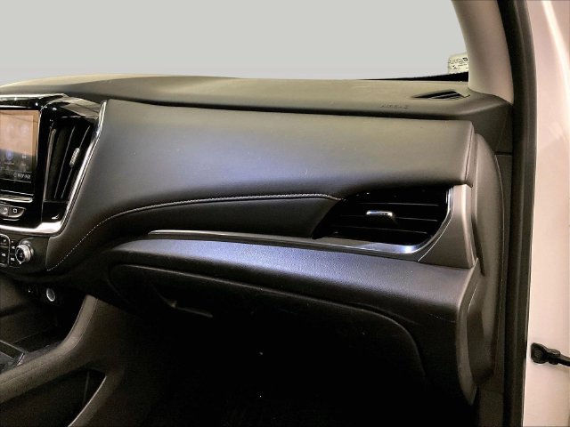 Used 2021 Chevrolet Traverse LT FWD image 15