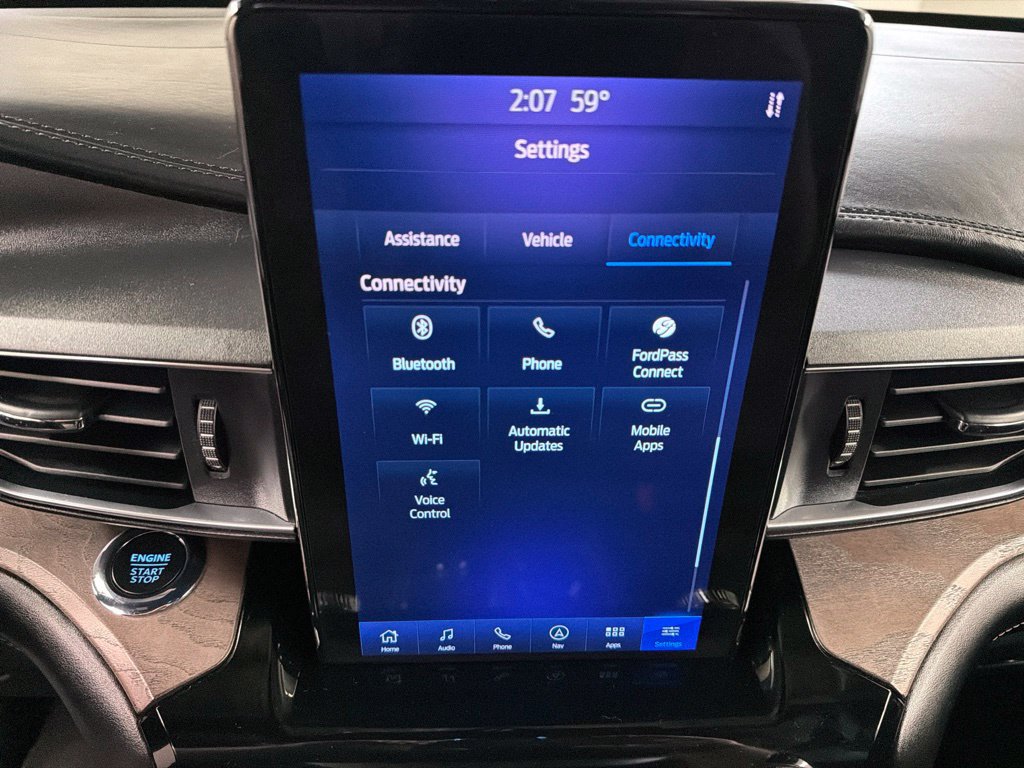 Certified 2023 Ford Explorer Platinum w/ Technology Package AWD/4WD image 10