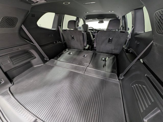 Used 2025 GMC Acadia AT4 AWD/4WD image 21