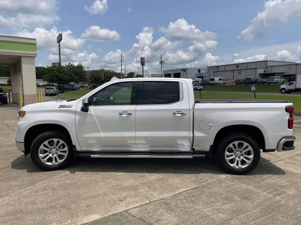 Used 2023 Chevrolet Silverado 1500 LTZ w/ LTZ Convenience Package II AWD/4WD image 6
