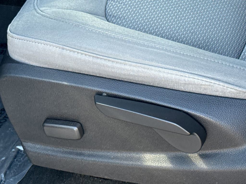 Used 2018 GMC Canyon W/T w/ Convenience Package image 23