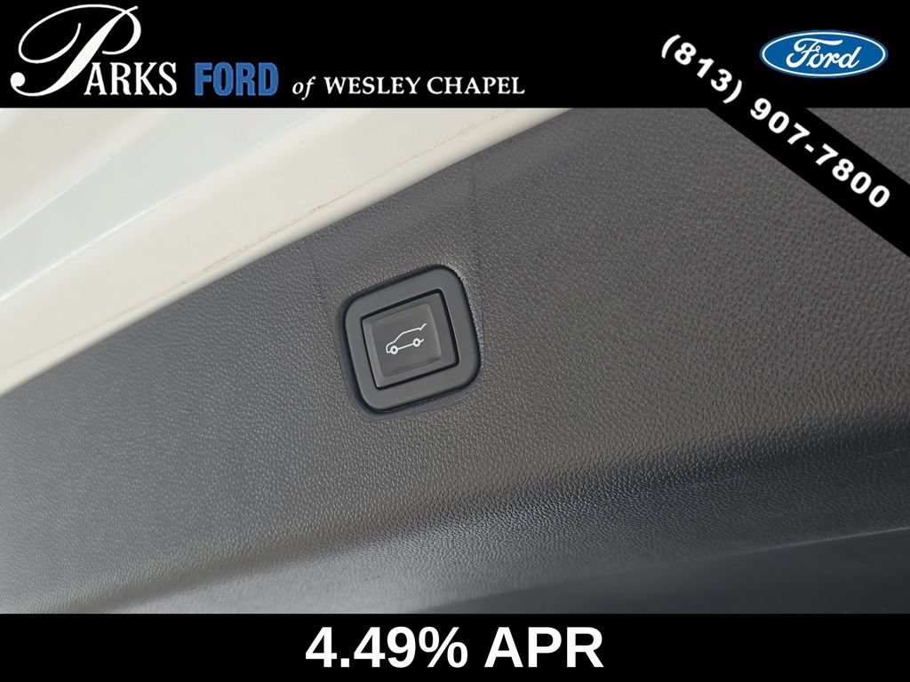 Used 2024 Chevrolet Blazer Premier w/ Enhanced Convenience Package FWD image 10