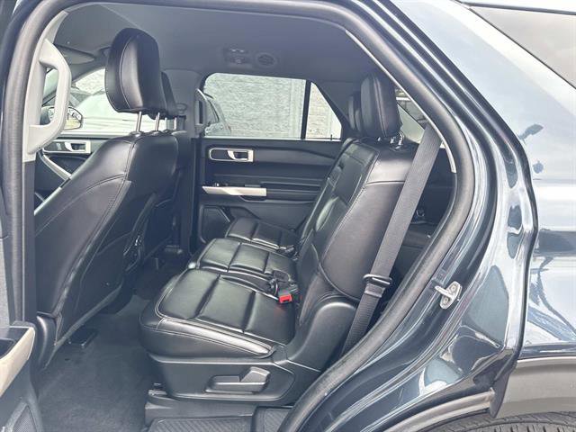 Certified 2022 Ford Explorer XLT w/ Equipment Group 202A image 29
