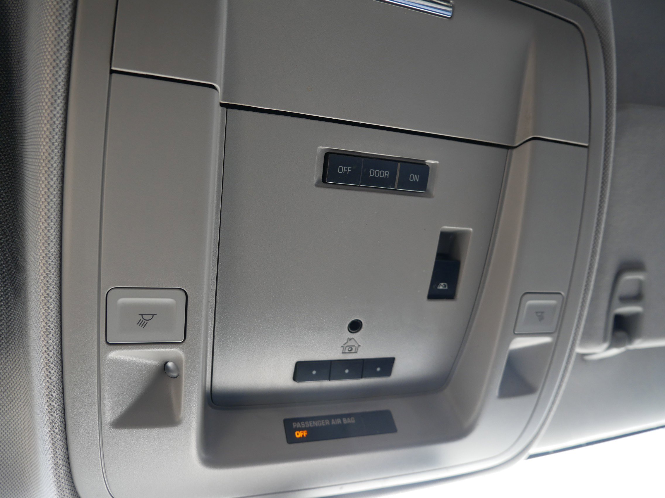 Used 2017 Chevrolet Silverado 1500 LTZ Z71 w/ LTZ Plus Package image 26