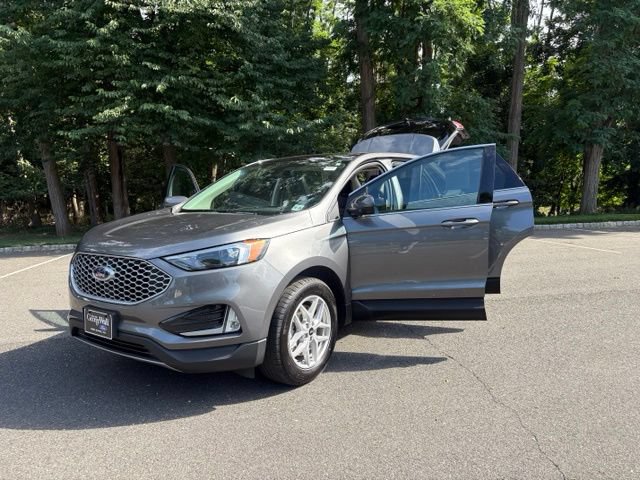 Certified 2024 Ford Edge SEL w/ Convenience Package AWD/4WD image 8