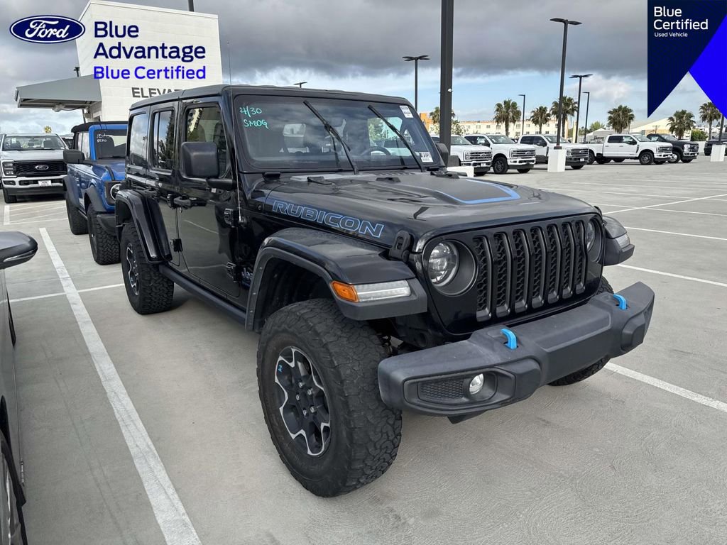 Used 2023 Jeep Wrangler Unlimited Rubicon 4xe w/ Cold Weather Group AWD/4WD image 11