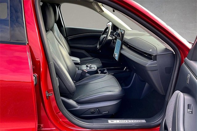 Certified 2022 Ford Mustang Mach-E Premium image 6