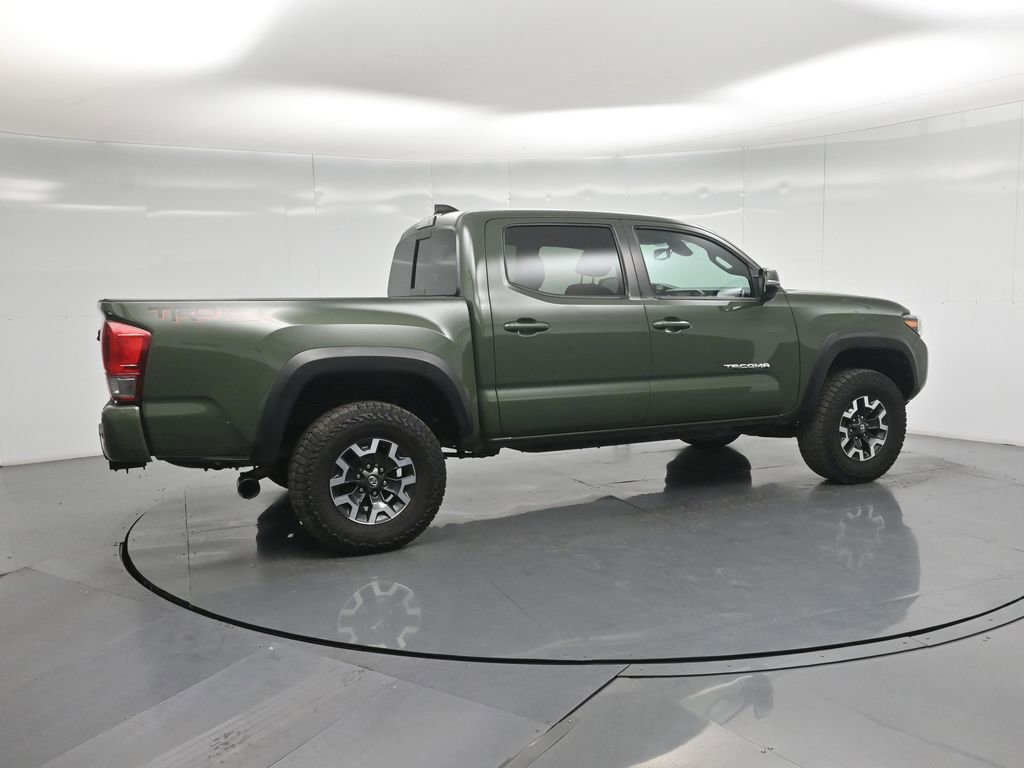 Used 2022 Toyota Tacoma TRD Off-Road w/ Technology Package RWD image 28