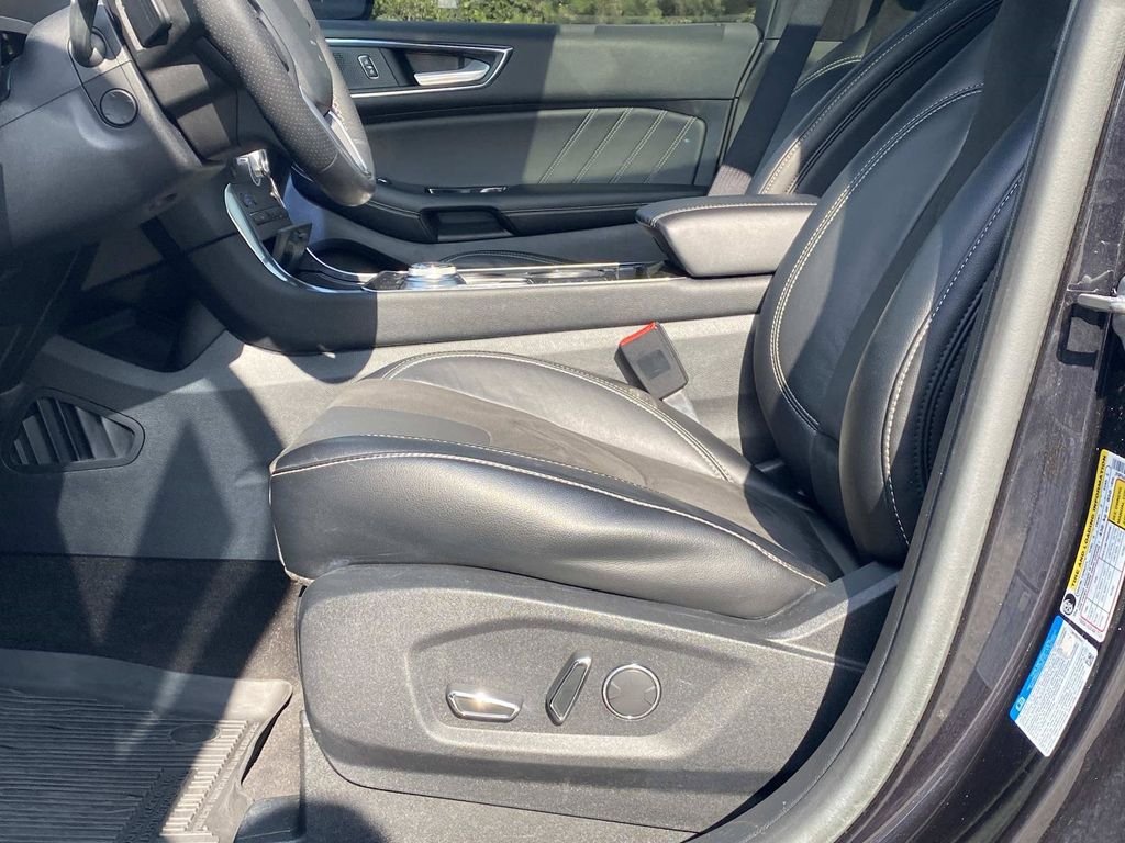 Certified 2019 Ford Edge ST w/ Equipment Group 401A AWD/4WD image 21