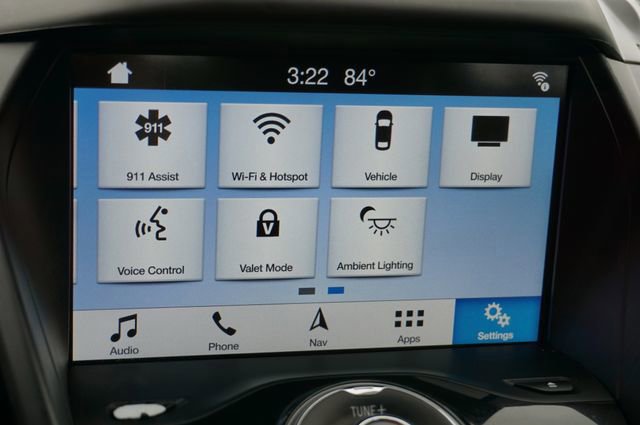 Certified 2018 Ford Escape Titanium FWD image 18