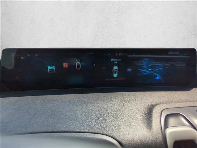 Certified 2025 Ford Expedition Active image 9