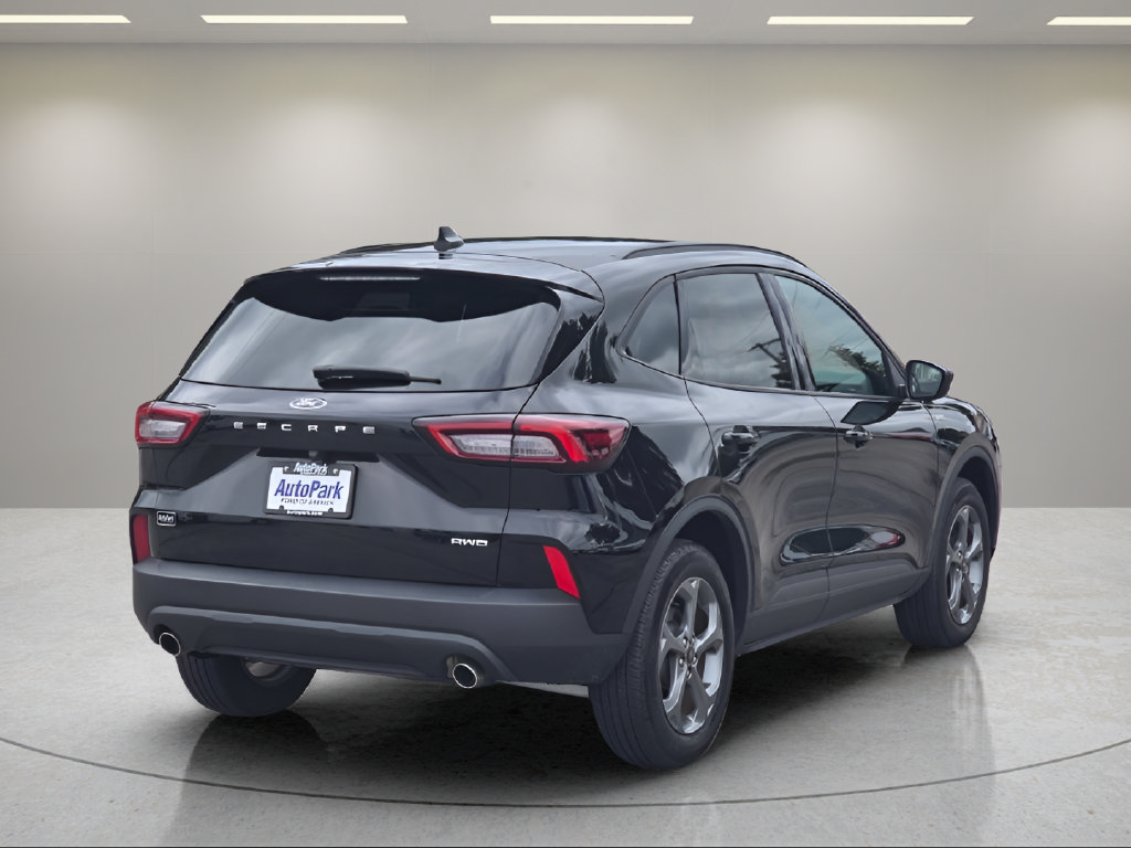 Certified 2025 Ford Escape ST-Line AWD/4WD image 8
