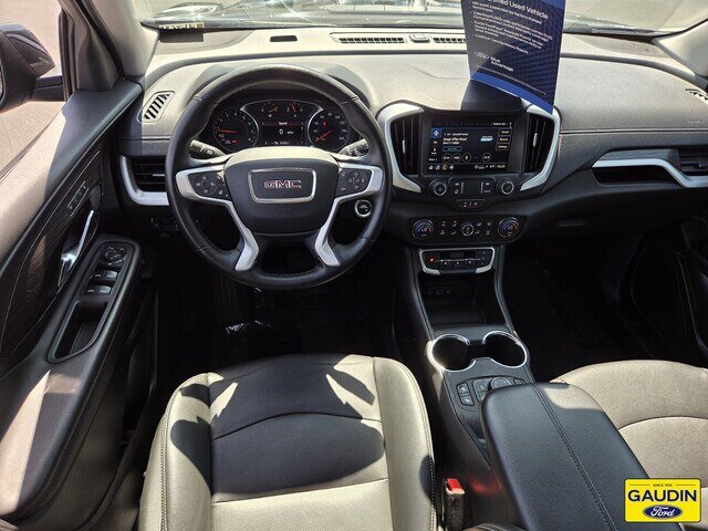 Used 2024 GMC Terrain SLT AWD/4WD image 13