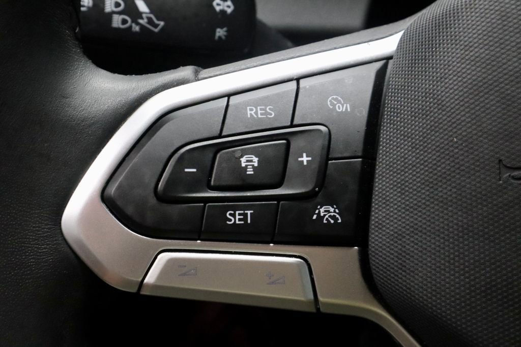 Used 2025 Volkswagen Jetta S FWD image 26