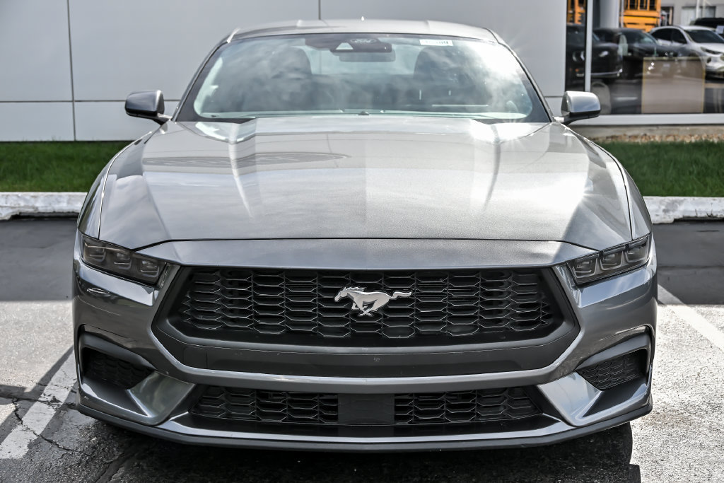 Certified 2025 Ford Mustang Premium RWD image 4